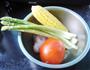 芦笋玉米番茄汤的做法图解1