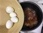 卤鸡蛋猪蹄的做法图解6