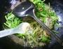 香芹面筋炒粉丝的做法图解7