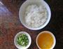 酱油蛋炒饭的做法图解1
