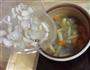 玉米笋百合排骨汤的做法图解5