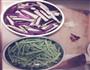 茄子炒豆角的做法图解1