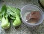 青菜鹅血汤的做法图解1