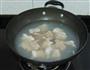 排骨粉丝菌菇汤的做法图解5