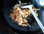 青菜肉丝炒面的做法图解9
