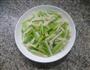 芹菜炒莲藕的做法图解13