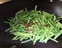 干煸豆角的做法图解4