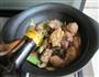 香菇炖鸡的做法图解4
