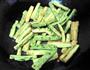 干煸苦瓜的做法图解4
