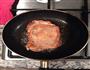 香煎鸡腿排的做法图解3