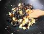 剁椒木耳炒鸡蛋的做法图解8