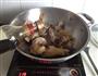 香菇鸡米煲仔饭的做法步骤4