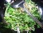 茼蒿炒黄豆芽的做法图解5