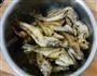 雪菜焖小鱼仔的做法图解6