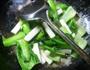沙茶酱青菜炒年糕的做法图解6