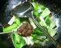 沙茶酱青菜炒年糕的做法图解7