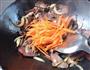 胡萝卜牛肉炒面的做法图解10