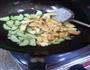 黄瓜炒鸭蛋的做法图解9