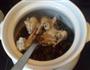 北风菌煲鸡骨的做法步骤4
