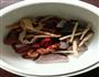 沙参玉竹炖瘦肉的做法图解5