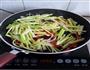 芹菜炒肉丝的做法图解7