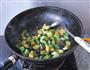 黑豆苦瓜丁的做法图解6