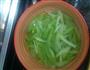 炝西芹的做法图解5