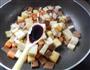 香干炒鱼糕的做法图解9