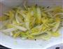 醋溜娃娃菜的做法图解3