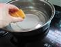 甜酒红糖蛋花的做法图解3