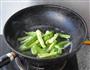 麻辣香苦瓜条的做法图解2