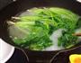 菠菜蘸水蛋羹的做法图解2