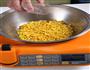 咸蛋黄玉米粒的做法步骤3