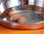 煮鸡蛋的做法图解1