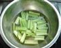 炝拌香干芹菜的做法图解3