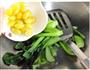 白果烩油菜的做法图解4