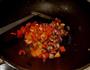 小米椒腊肉炒茄丁的做法图解9
