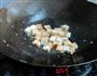 豆腐丁炒香肠的做法图解5