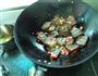 尖椒蒜米烧腊肉的做法图解7