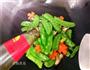 冬菇蚝香荷兰豆的做法图解8