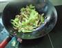 野天椒莴笋片炒肉的做法图解10