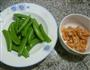 开洋炒甜豆的做法图解1