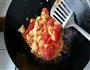 西红柿炒鸡蛋盖饭的做法步骤6