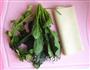 菠菜豆皮卷的做法图解1