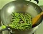 茄子炒豆角的做法图解7