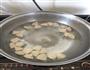 鸡蛋肉丸粉丝的做法图解2