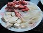 骨头豆腐粉皮汤的做法图解2