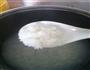 瘦肉鲜虾窝蛋粥的做法图解10