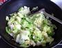 炝炒圆白菜的做法图解8