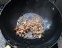酸豆角炒肉末的做法图解5